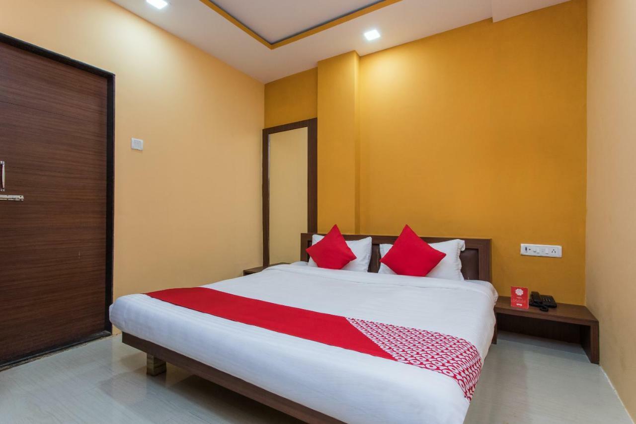 Oyo 17161 Hotel Mahalaxmi Ujjain Zewnętrze zdjęcie